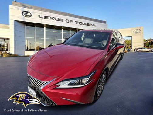 2019 Lexus ES 300h Base