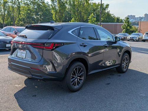 2025 Lexus NX 350h Premium