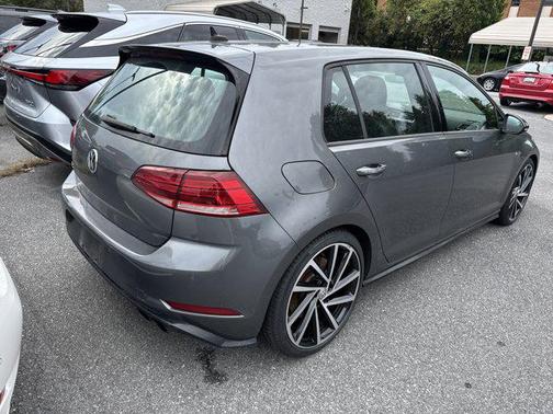 2018 Volkswagen Golf R 2.0T DSG