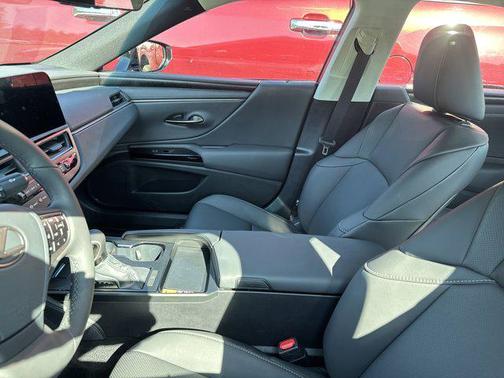 2025 Lexus ES 350 Base