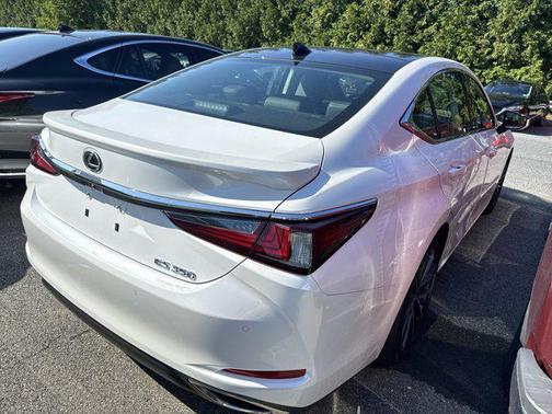 2025 Lexus ES 350 Base