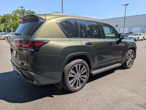 Green Pearl 2024 Lexus LX 600 Luxury