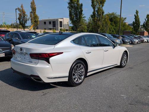 2022 Lexus LS 500 Base