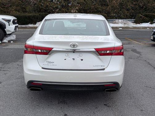 2016 Toyota Avalon Limited