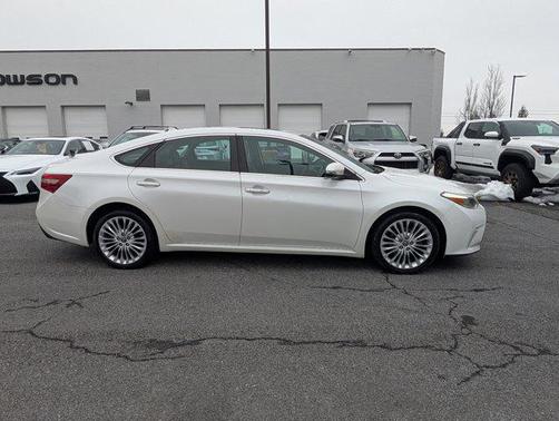 2016 Toyota Avalon Limited