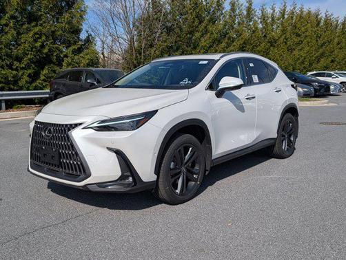 2025 Lexus NX 450h+ Luxury