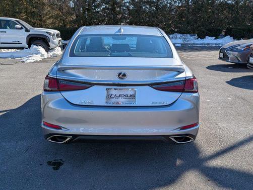 2023 Lexus ES 350 Base