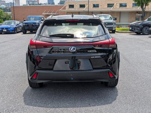 2020 Lexus UX 250h Base