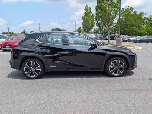 2020 Lexus UX 250h Base