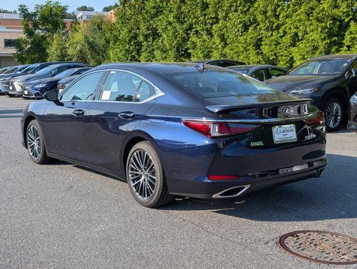 2025 Lexus ES 350 Base
