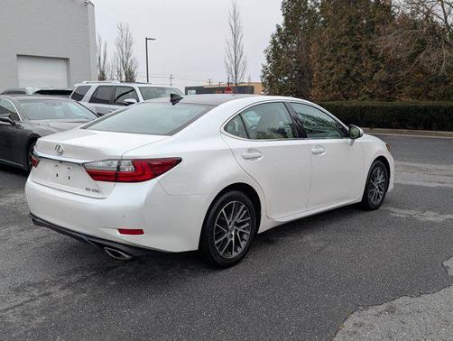 2018 Lexus ES 350 Base