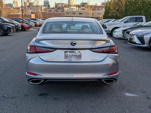 2025 Lexus ES 350 Base