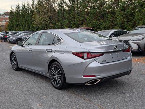 2024 Lexus ES 350 Base