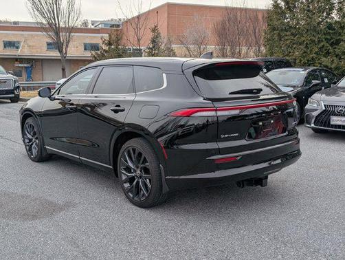 2025 Toyota Crown Signia Limited