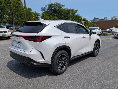 2025 Lexus NX 350h Luxury