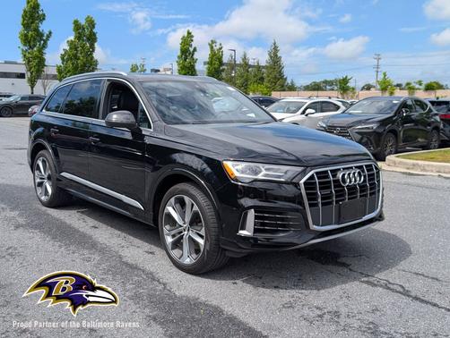 Night Black 2020 Audi Q7 55 Premium Plus