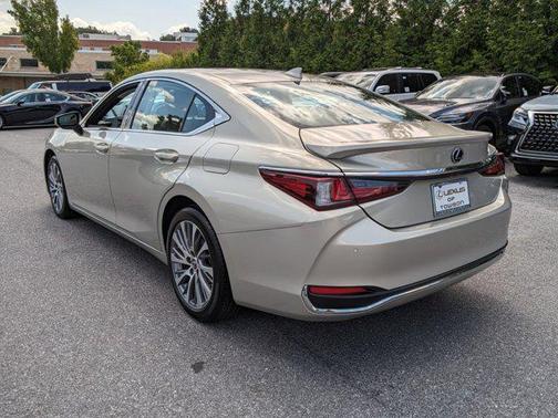 2021 Lexus ES 250 Base