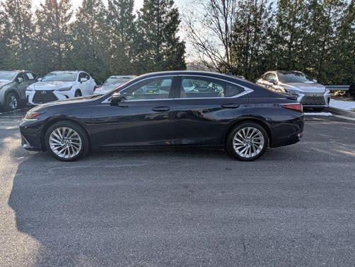 2021 Lexus ES 250 Base