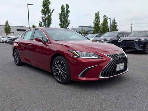 2025 Lexus ES 350 Base