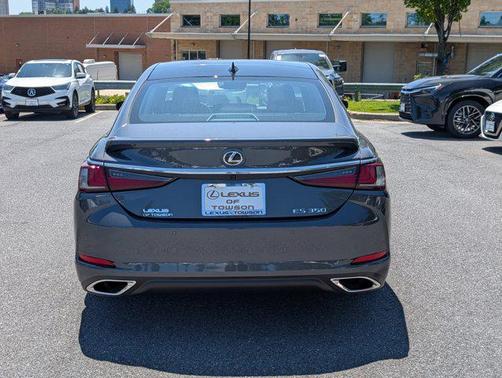 2025 Lexus ES 350 Ultra Luxury