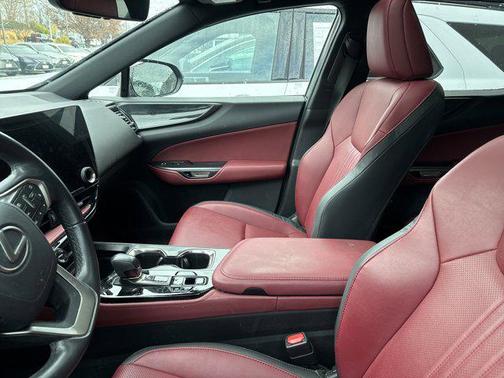 2022 Lexus NX 350h Premium