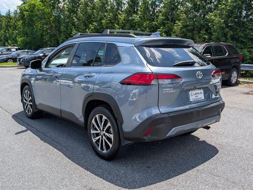 2022 Toyota Corolla Cross XLE
