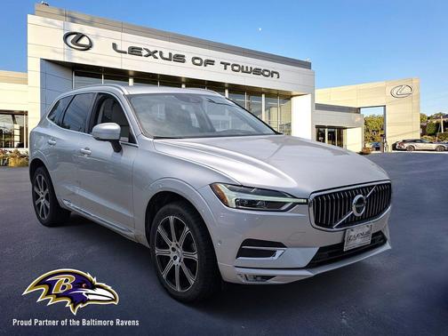 Bright Silver Metallic 2021 Volvo XC60 T5 Inscription