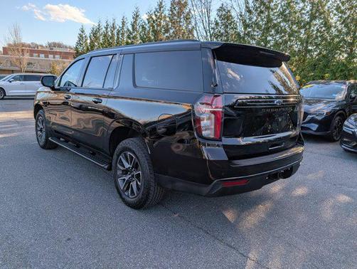 2023 Chevrolet Suburban 4WD Z71
