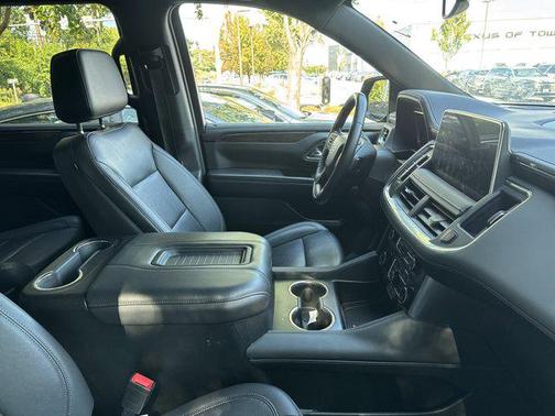2023 Chevrolet Suburban 4WD Z71