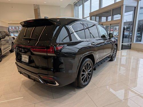 2026 Lexus LX 700h F SPORT Handling