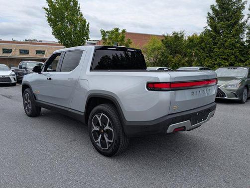 2022 Rivian R1T Adventure