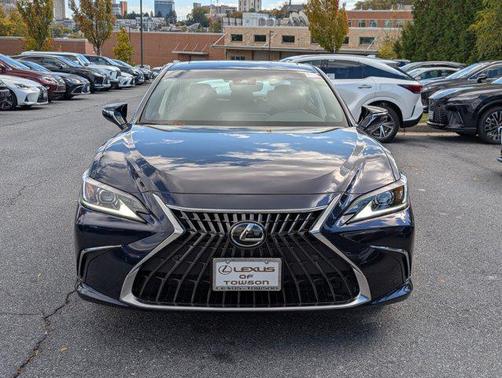 2025 Lexus ES 300h Base