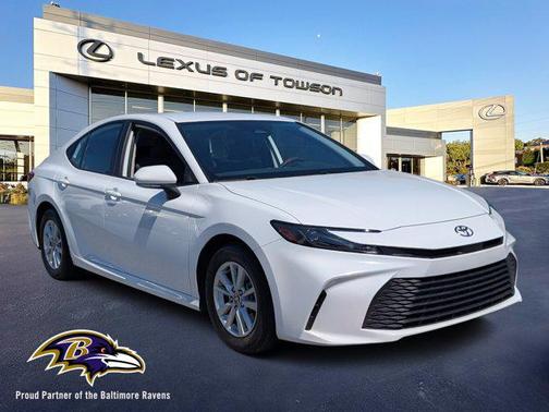 Ice Cap 2025 Toyota Camry LE