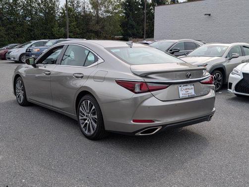 2021 Lexus ES 350 Base