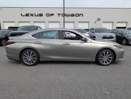 2021 Lexus ES 350 Base