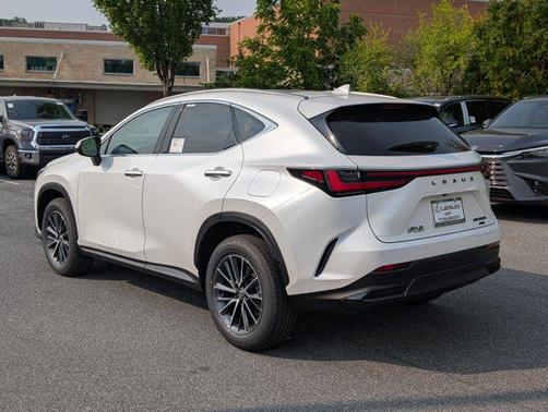 2025 Lexus NX 350h Luxury