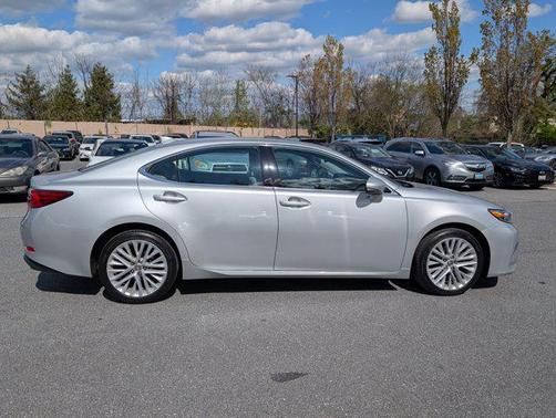 2017 Lexus ES 350 Base
