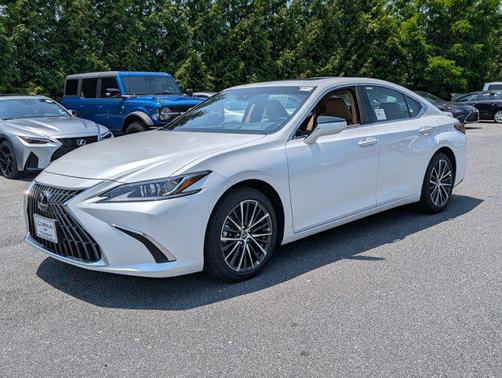 2025 Lexus ES 350 Base
