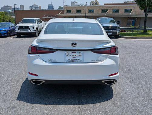 2025 Lexus ES 350 Base