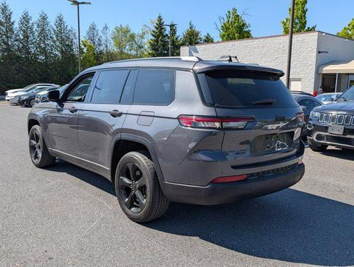 Baltic Gray Metallic Clearcoat 2023 Jeep Grand Cherokee L Limited