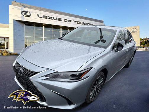 2024 Lexus ES 300h Base
