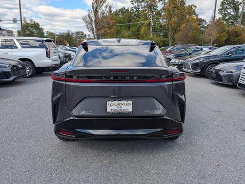2023 Lexus RZ 450e Luxury