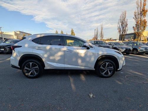 2018 Lexus NX 300h Base