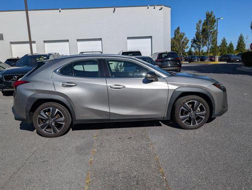 2020 Lexus UX 250h Base