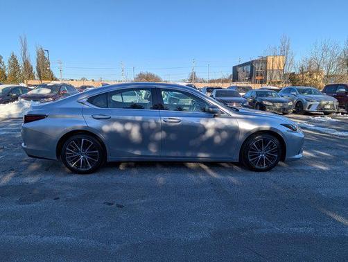 2025 Lexus ES 350 Base