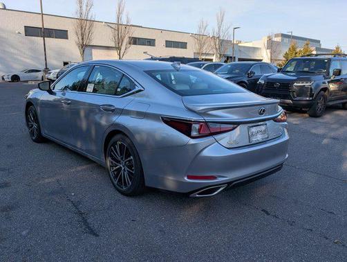 2025 Lexus ES 350 Base