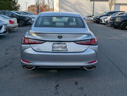 2025 Lexus ES 350 Base