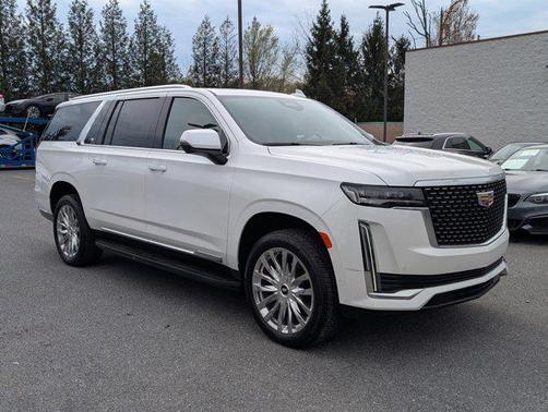 2022 Cadillac Escalade ESV Premium Luxury