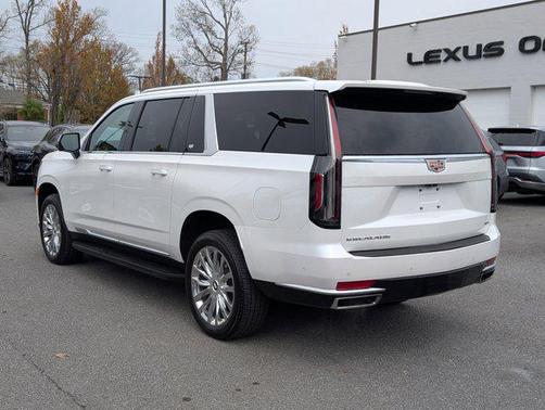 2022 Cadillac Escalade ESV Premium Luxury