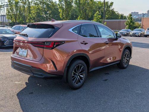 2025 Lexus NX 350h Premium